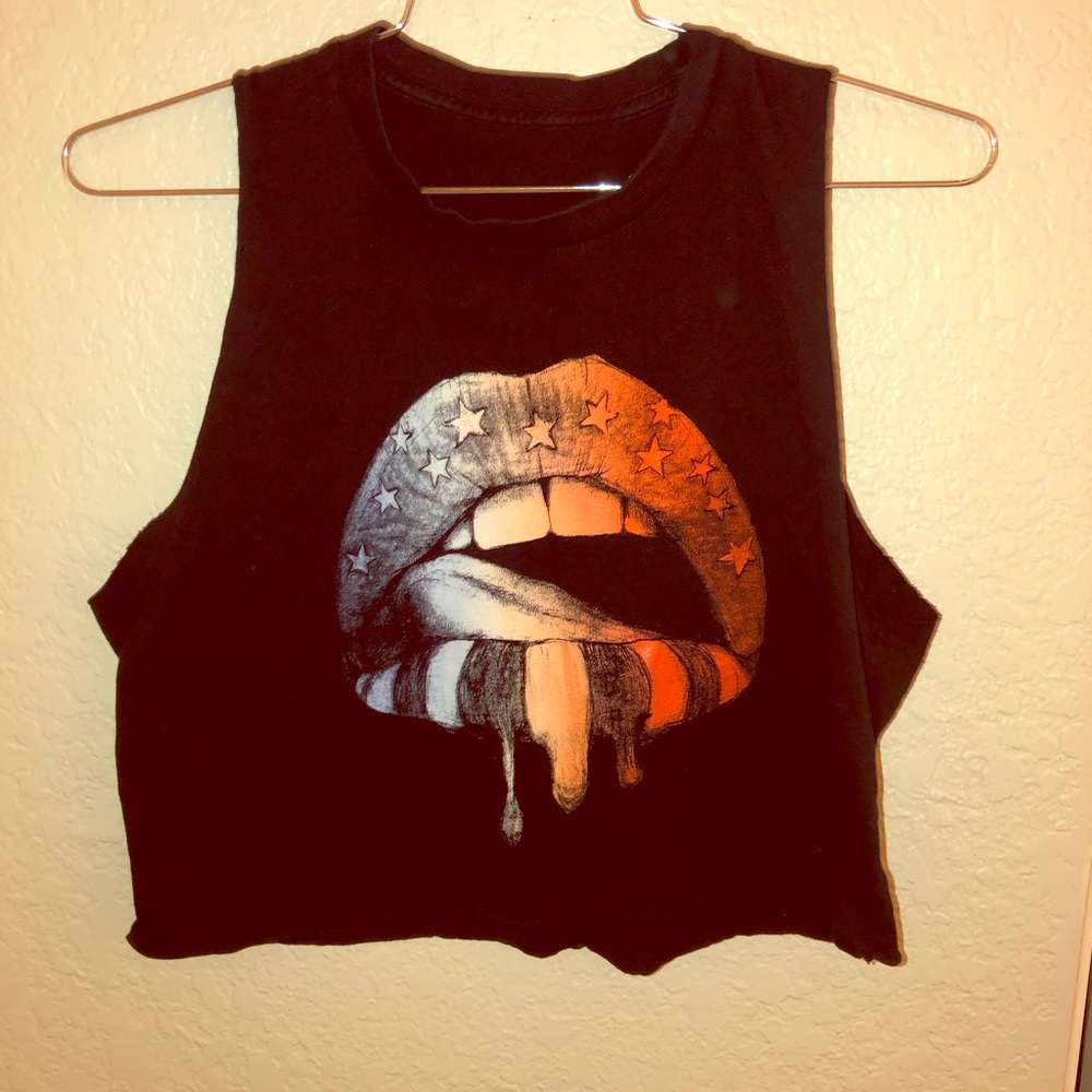 Lips glam shirt tank
